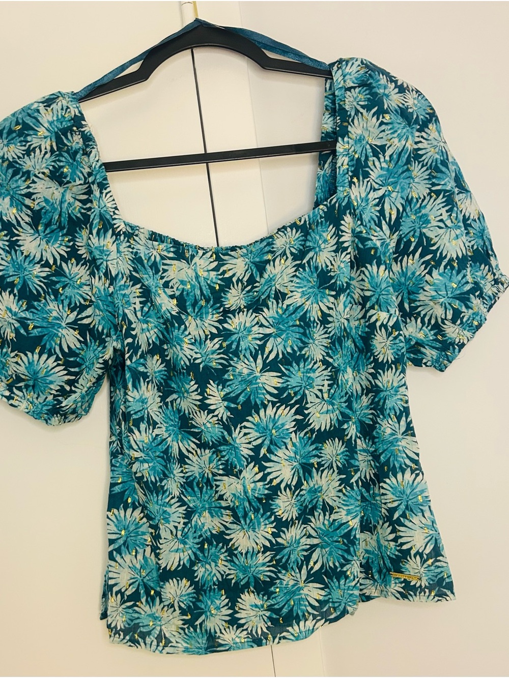 Michael Kors Teal and White Floral Puff-Sleeve Top